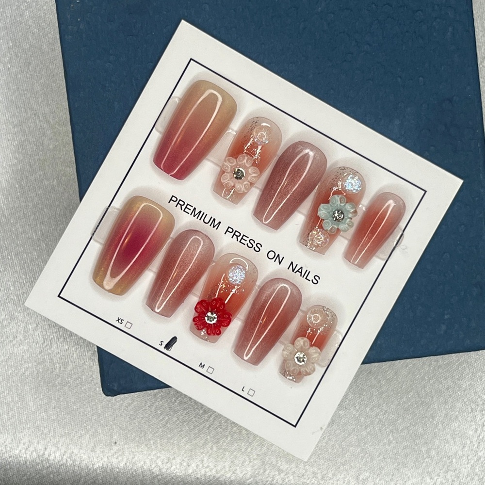 Peach Ombre Floral Press-On Nail Set size S